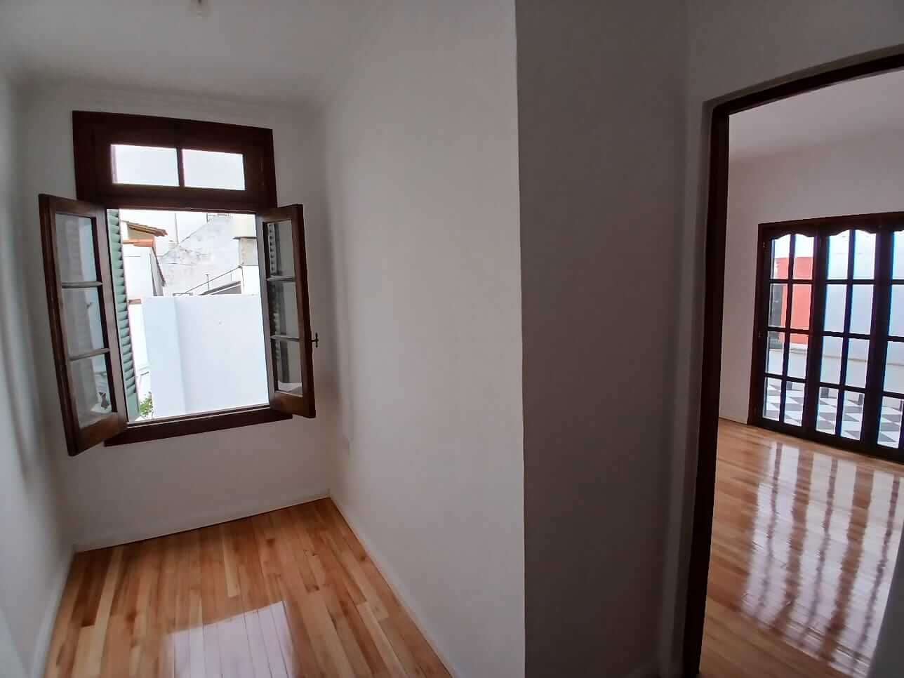 hall primer piso